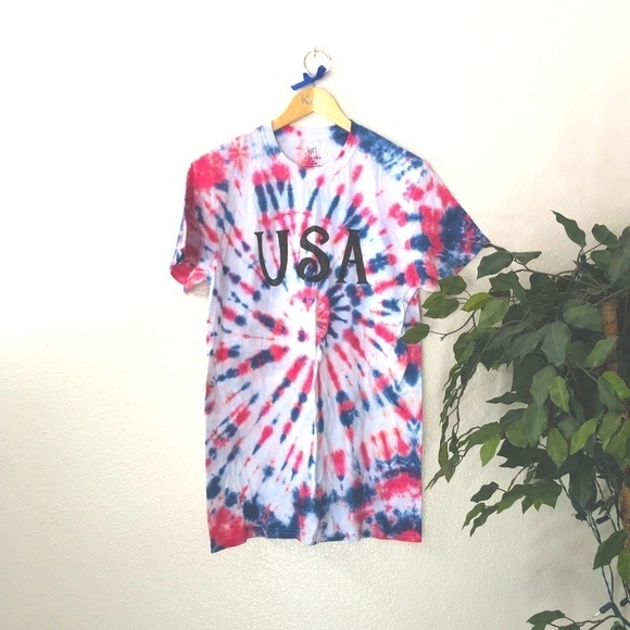 USA Red White and Blue Tie Dye Shirt - Picture 1 of 4